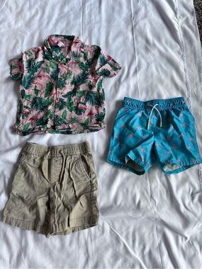 Boys Outfit & Swimsuit Bundle Size 4T 3T Gap Old Navy Cat & Jack
